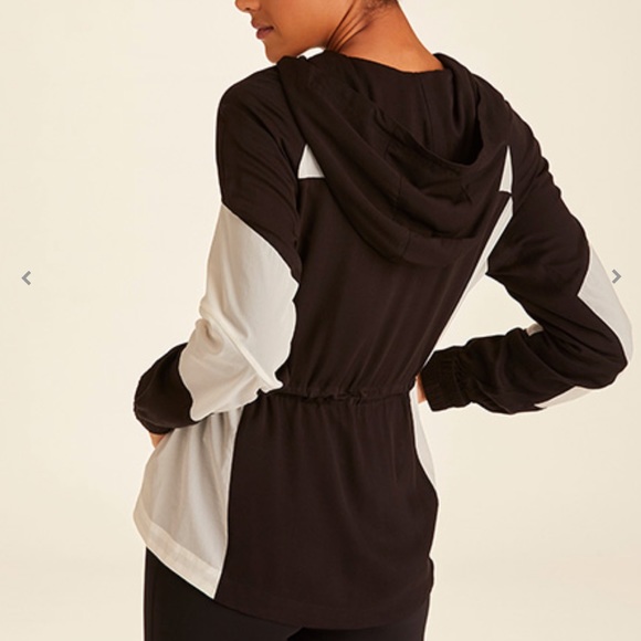 ALALA || Contrast Trailblazer Jacket || XS || NWT - Picture 3 of 4